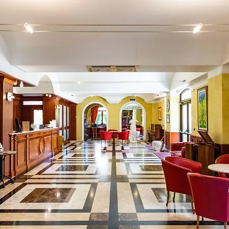 Venus & Hotel Atena Lucana