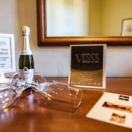 Venus & Hotel 4*