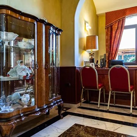 Venus & 4* Atena Lucana